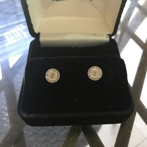 Vtg Genuine Diamond Halo Earrings💎